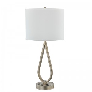 Lampkana biurko z antycznym srebrnym wykończeniem, lampa biurka, wygodny gniazdko i port USB